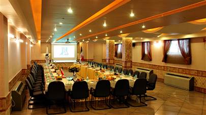 سالن کنفرانس هتل آسمان اصفهان